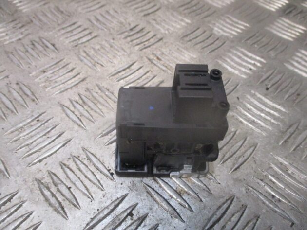 2013 GENUINE VW GOLF MK7 PARKING BRAKE HANDBRAKE BUTTON 5G0927225B - Image 3