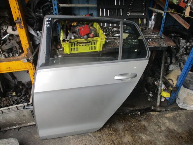 2014 GENUINE VW GOLF MK7 REAR LEFT PASSENGER SIDE BARE SHELL DOOR - Image 2