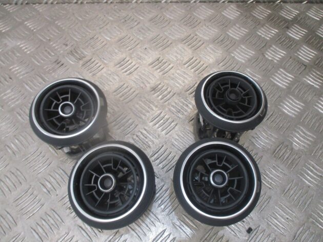 2019 GENUINE AUDI Q2 FRONT DASHBOARD 4 X AIRVENTS 81A820901E