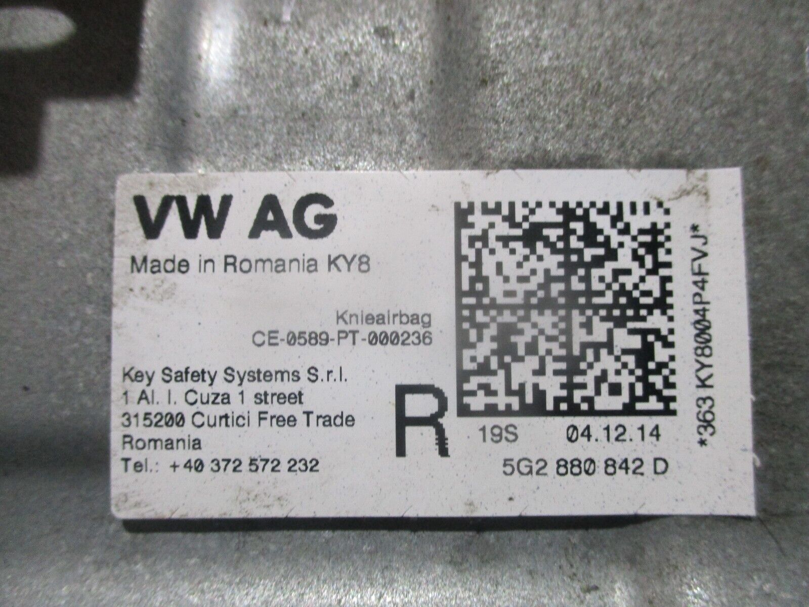 2014 GENUINE SKODA OCTAVIA DRIVER SIDE KNEE AIRBG 5G2880842D - Image 2