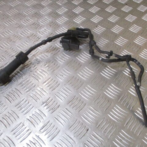 2013 GENUINE VW AUDI SEAT SKODA 2.0 TDI SOLENOID VALVE 1K0906627B 03L131051BJ