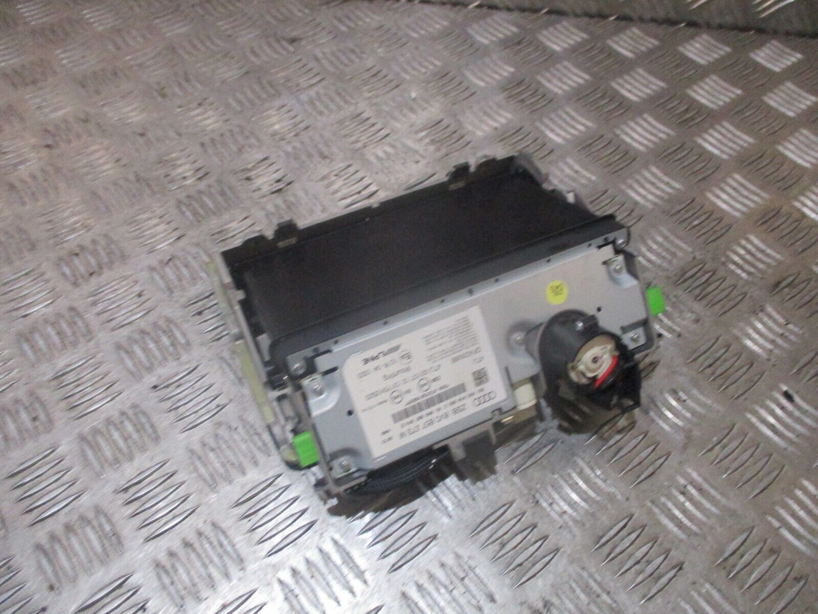 2014 GENUINE AUDI A3 8V MULTI FUNCTION DISPLAY SCREEN 8V0857273M - Image 3