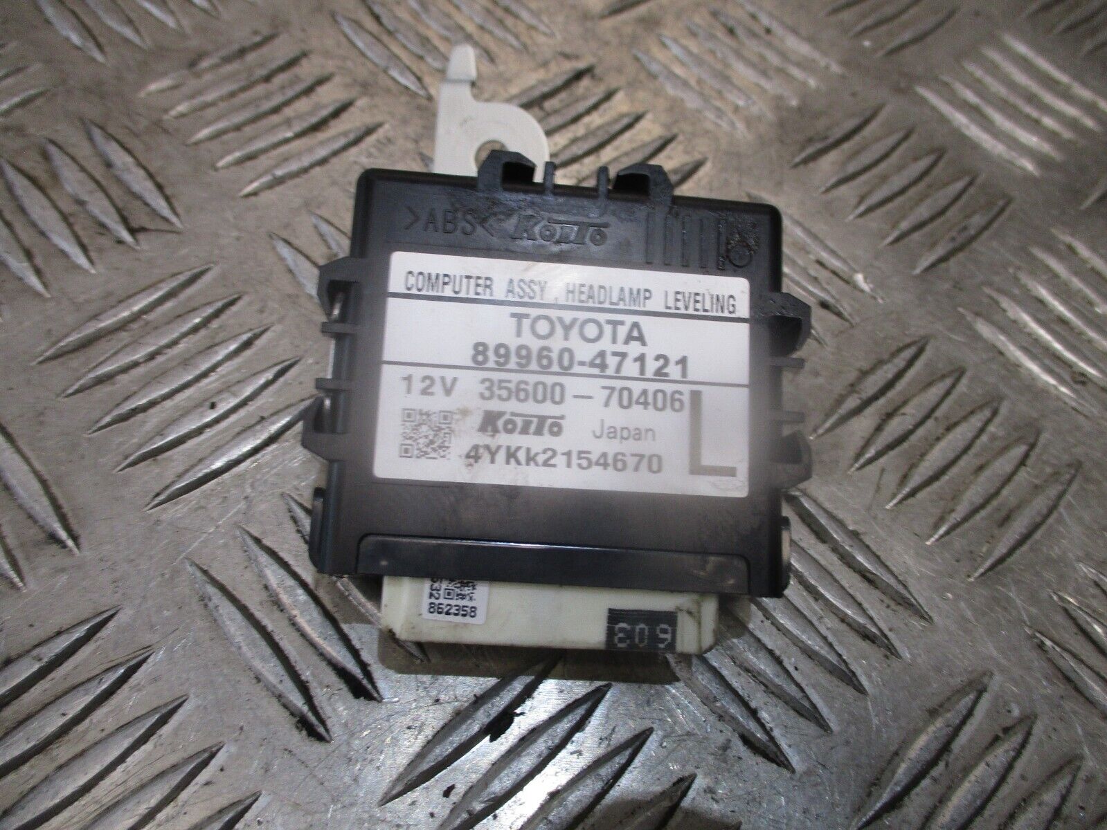 2015 TOYOTA PRIUS PLUS COMPUTER ASSY HEADLAMP LEVELING MODULE 89960-47121 OEM - Image 3