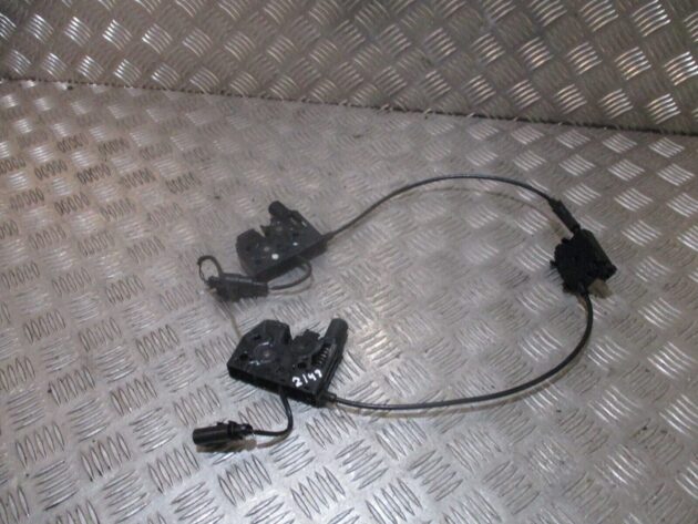 2013 GENUINE AUDI A1 8X FRONT BONNET LATCH MECHANISM 8X0823509C - Image 3