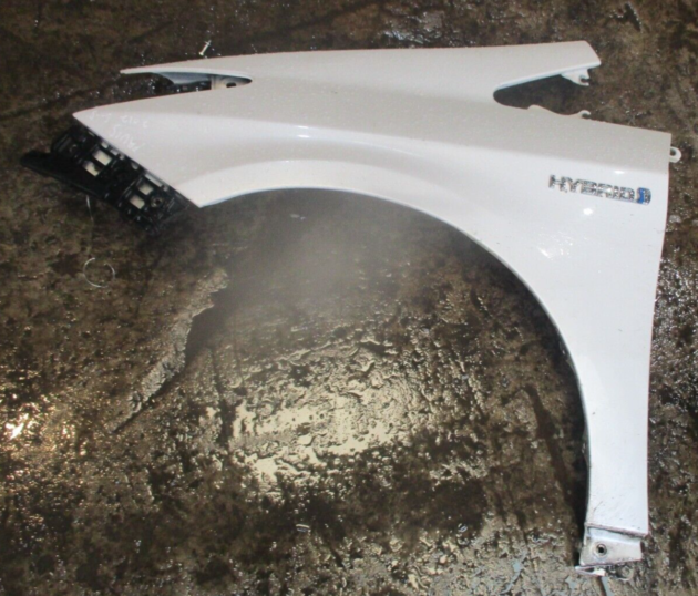 2012 GENUINE TOYOTA PRIUS FRONT LEFT PASSENGER SIDE WING FENDER NSF
