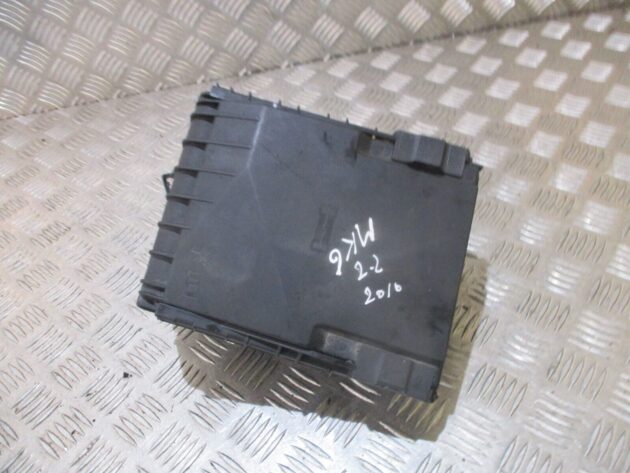 2012 GENUINE VW GOLF MK6 2.0 TDI ENGINE BAY FUSE BOX 1K0937132F - Image 3