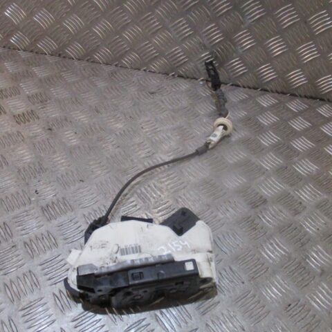2015 VW GOLF MK7 FRONT LEFT PASSENGER SIDE DOOR LOCK MECHANISM 5K2837015D