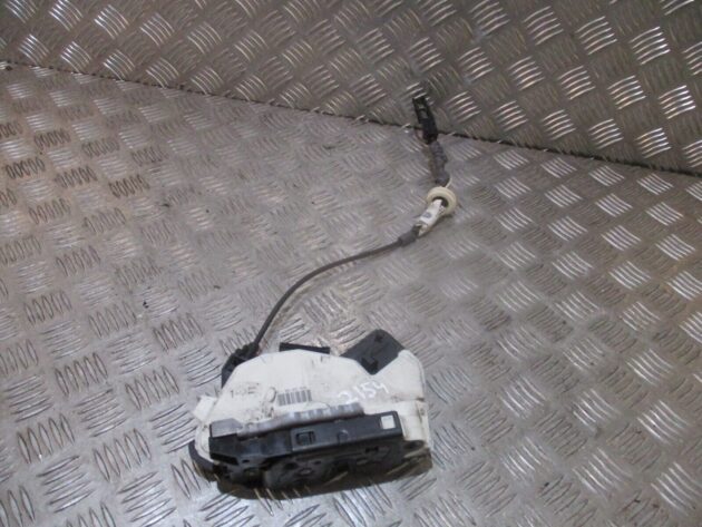 2015 VW GOLF MK7 FRONT LEFT PASSENGER SIDE DOOR LOCK MECHANISM 5K2837015D
