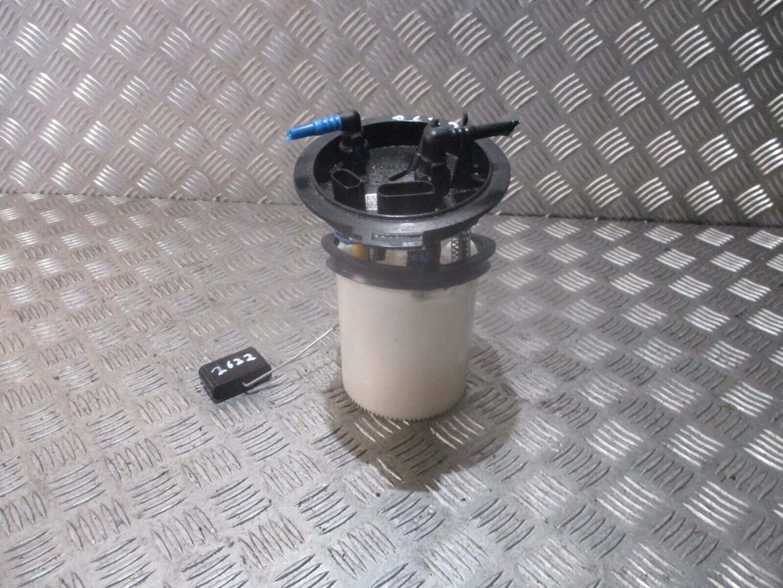 2015 GENUINE VW GOLF MK7 IN TANK FUEL PUMP SENDER UNIT 5Q0919050AE - Image 3