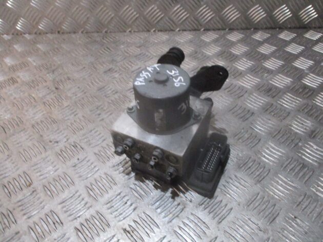 2013 GENUINE VW PASSAT B7 ABS PUMP CONTROL UNIT MODULE 3AA614109AQ