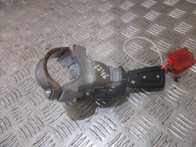 2016 GENUINE TOYOTA AYGO IGNITION BARREL & KEY 89782-0H020 - Image 3