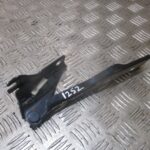 2015 GENUINE VW POLO 6R FRONT RIGHT DRIVER SIDE BONNET HINGE 6R0823302A