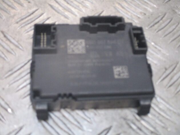 2016 GENUINJE VW TROC ELECTRIC MODULE 4M0907549D - Image 2