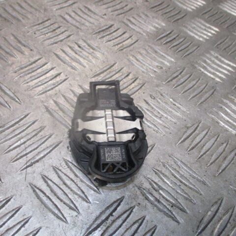 2015 GENUIEN AUDI A3 8V FRONT WINDSCREEN RAIN SENSOR 8U0955559C
