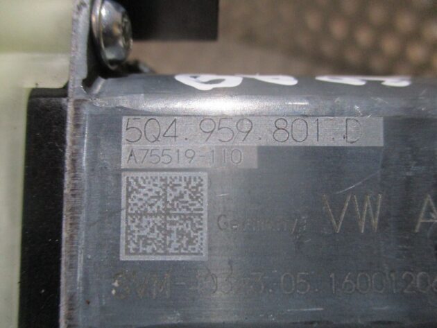 2016 GENUINE VW PASSAT B8 ESTATE REAR RIGHT DRIVER SIDE WINDOW MOTOR 5Q4959801D - Image 2