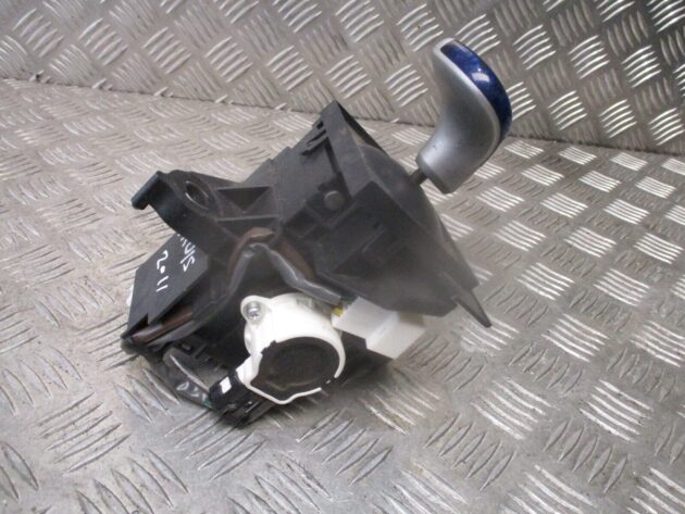 2011 GENUINE TOYOTA PRIUS AUTOMATIC GEAR SELECTOR/LEVER KNOB 75C582-RHD - Image 3