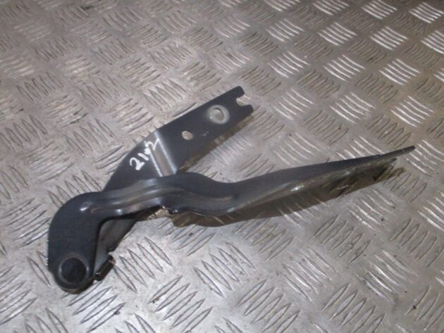 2016 GENUINE VW GOLF MK7 FRONT RIGHT DRIVER SIDE BONNET HINGE 5G0823302B