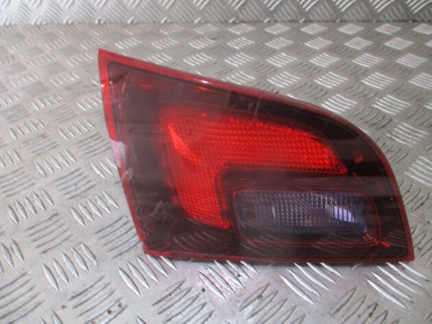 2012 GENUINE VAUXHALL ASTRA ESTATE REAR LEFT PASSENG SIDE TAILGATE LAMP 13282248 - Image 2