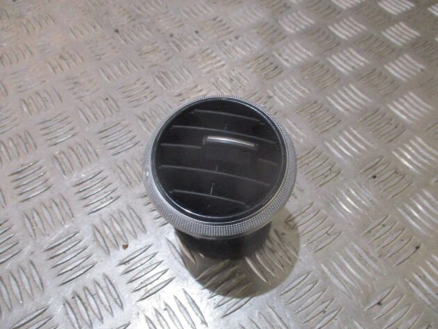 2012 GENUINE AUDI A3 8P FRONT DASHBOARD AIRVENT 8P0820901F
