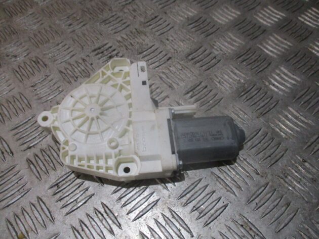 2012 GENUINE AUDI A1 8X FRONT LEFT PASSENGER SIDE WINDOW MOTOR 8X0959801C - Image 2