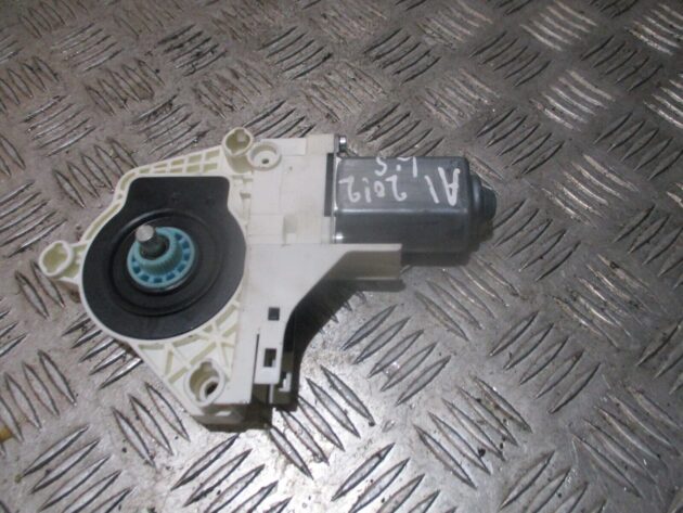2012 GENUINE AUDI A1 8X FRONT LEFT PASSENGER SIDE WINDOW MOTOR 8X0959801C - Image 3