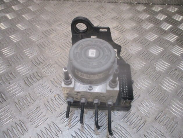 2016 GENUINE VW PASSAT B8 ABS PUMP CONTROL UNIT MODULE 5Q0614517BJ - Image 3