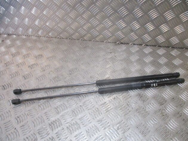2012 GENUINE VW GOLF MK6 REAR TAILGATE BOOT GAS STRUTS 5K6827550B - Image 3