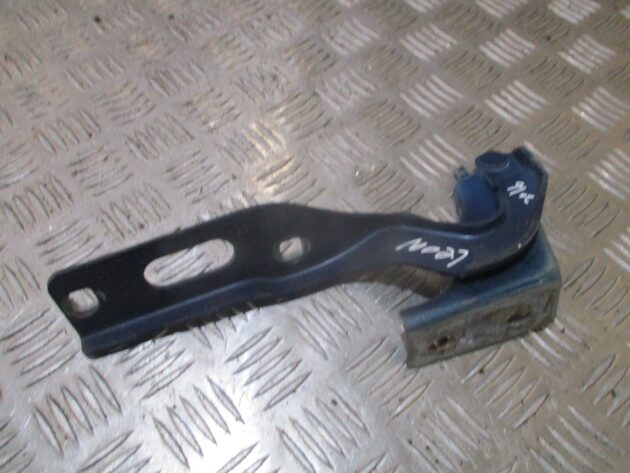 2016 GENUINE SEAT LEON 5F FRONT RIGHT DRIVER SIDE BONNET HINGE 5F0823302A