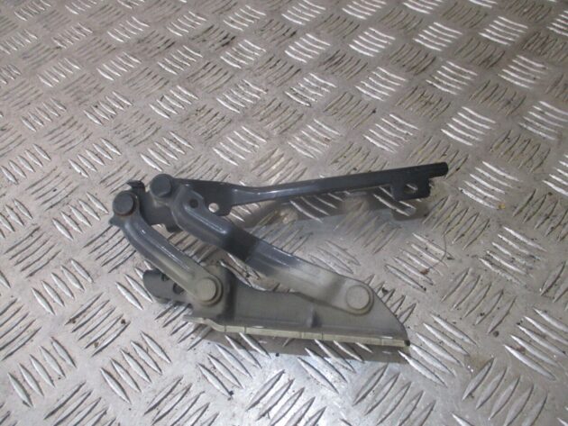2012 GENUINE VW GOLF MK6 FRONT RIGHT DRIVER SIDE BONNET HINGE 5K0823302B - Image 2