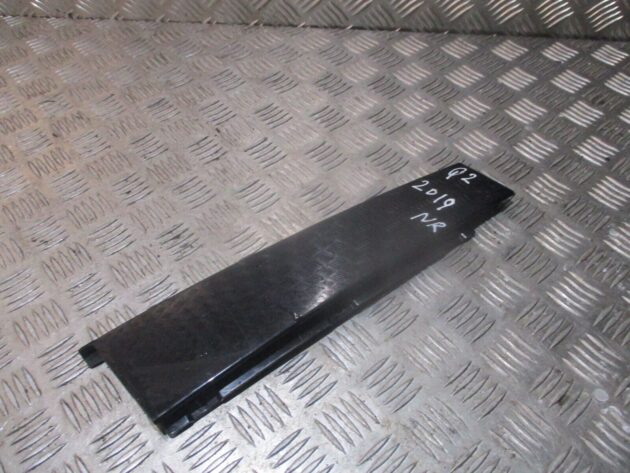 2019 GENUINE AUDI Q2 REAR LEFT PASSENEGER SIDE DOOR B PILLAR TRIM 81A839901 - Image 2