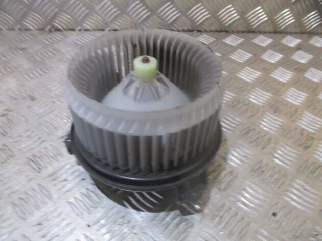 2016 GENUINE TOYOTA AURIS HYBRID HEATER BLOWER FAN MOTOR AV272700-8074