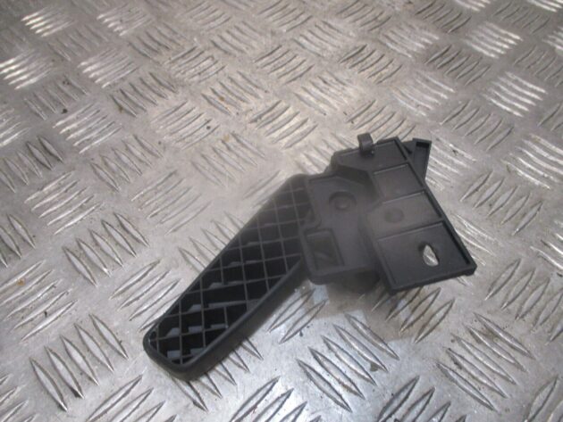 2016 GENUINE VW PASSAT B8 BONNET RELEASE HANDLE 518823633B - Image 2