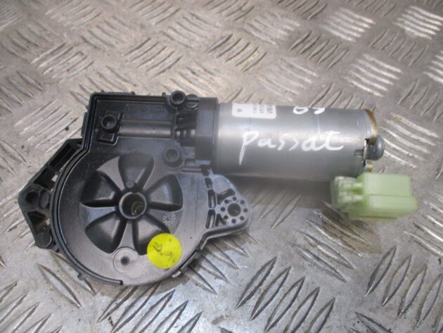 2016 GENUINE VW PASSAT B8 ESTATE PANORAMIC SUNROOF MOTOR REGULATOR 3G9877795D