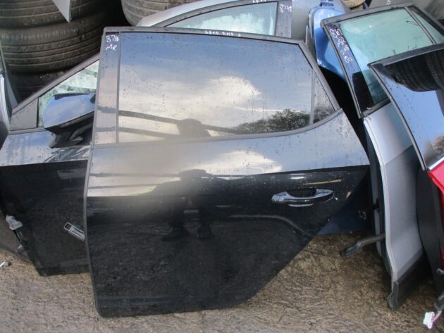 2013 GENUINE SEAT LEON REAR LEFT PASSENGER SIDE BARE SHELL DOOR NSR - Image 3