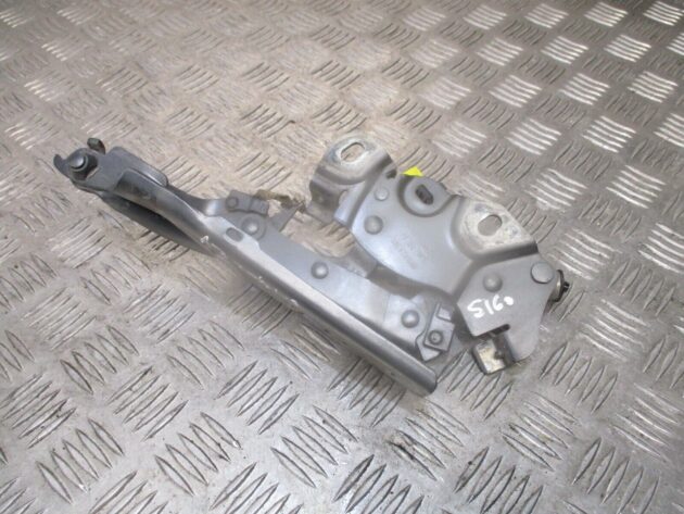 2014 GENUINE AUDI A3 8V FRONT LEFT PASSENGESIDE BONNET HINGE 8V0823301 8V0823823