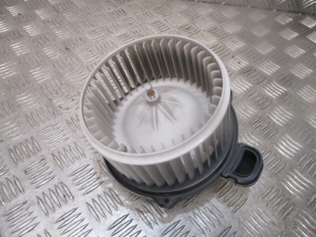 2017 GENUINE KIA RIO HEATER BLOWER FAN MOTOR 97113-H8500