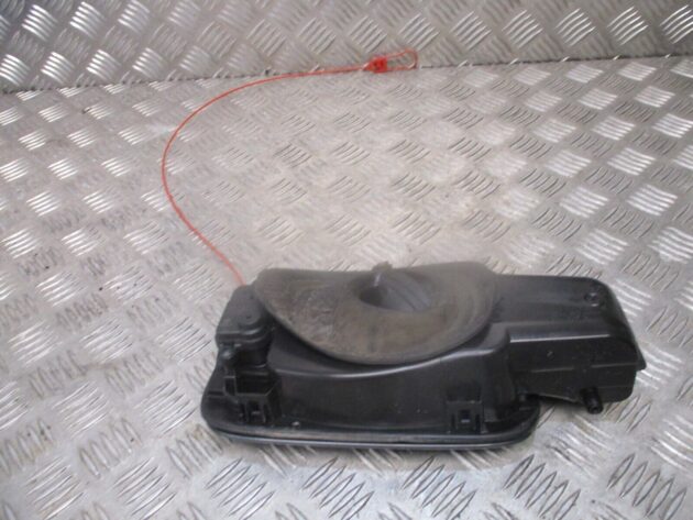 2014 GENUINE AUDI A3 8V 3DR REAR FUEL FILLER FLAP CAP COVER 8V3809906 - Image 3