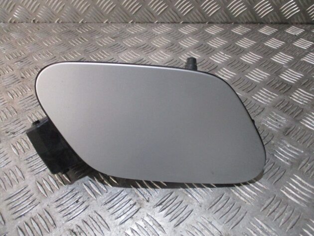 2015 GENUINE VW GOLF MK7 REAR FUEL FILLER FLAP CAP COVER - Image 2