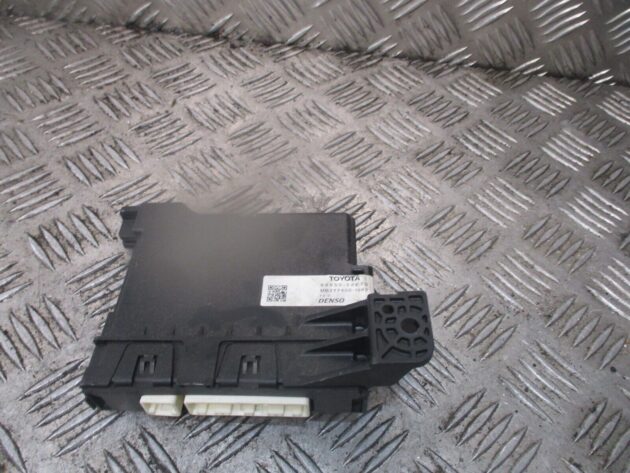 2016 GENUINE TOYOTA AURIS AIR CON CLIMATE CONTROL MODULE UNIT 8865002E70