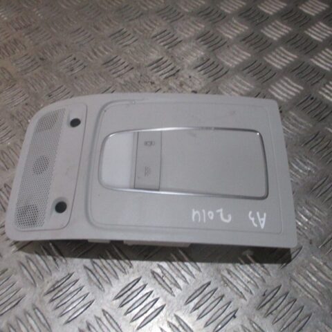 2014 GENUINE AUDI A3 8V FRONT INETRIOR ROOF READING LIGHT LAMP 8V0947135A