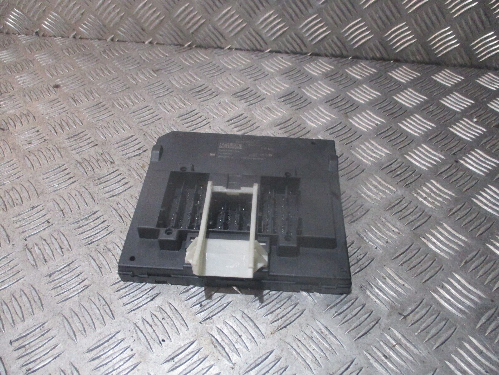 2015 GENUINE VW GOLF MK7 BCM BODY CONTROL MODULE 5Q0937084AC