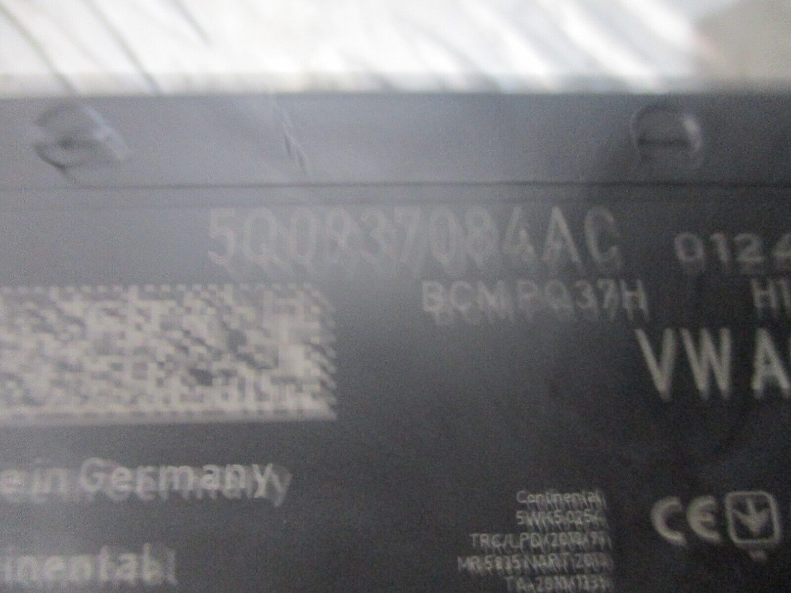 2015 GENUINE VW GOLF MK7 BCM BODY CONTROL MODULE 5Q0937084AC - Image 2