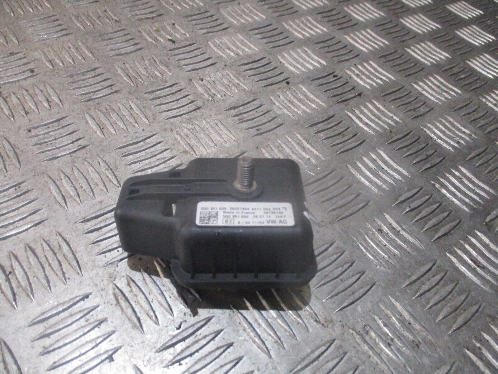 2015 GENUINE VW GOLF MK7 ANTI THEFT ALARM SIREN 5Q0951605A