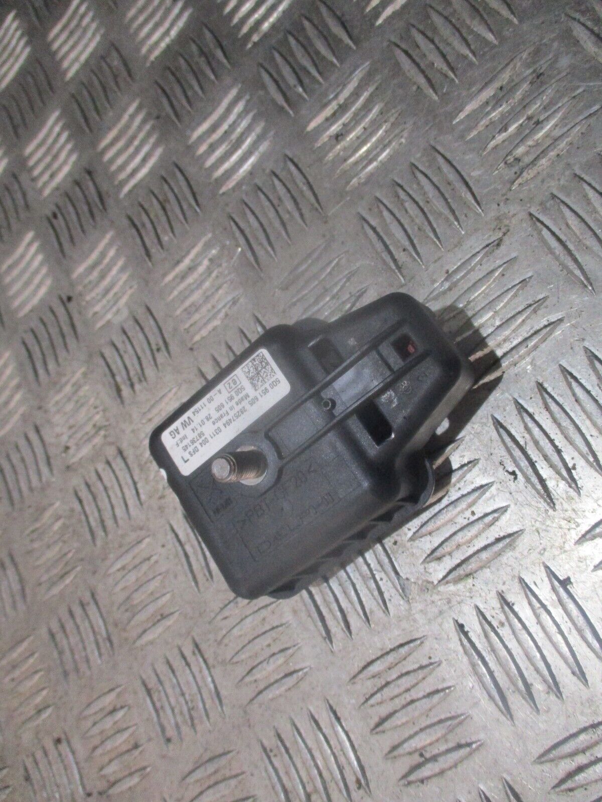 2015 GENUINE VW GOLF MK7 ANTI THEFT ALARM SIREN 5Q0951605A - Image 3