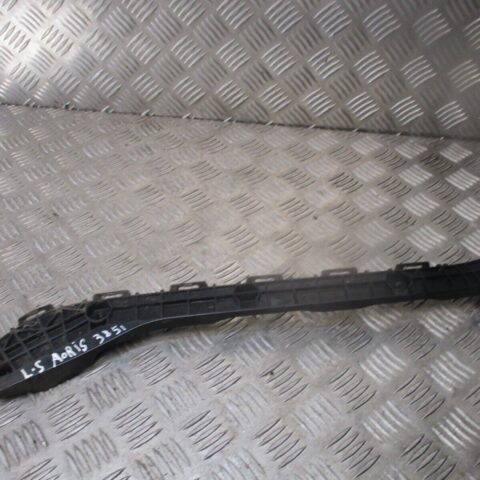 2014 TOYOTA AURIS ESTATE REAR LEFT PASSENGER SIDE BUMPER BRACKET 52576-02100