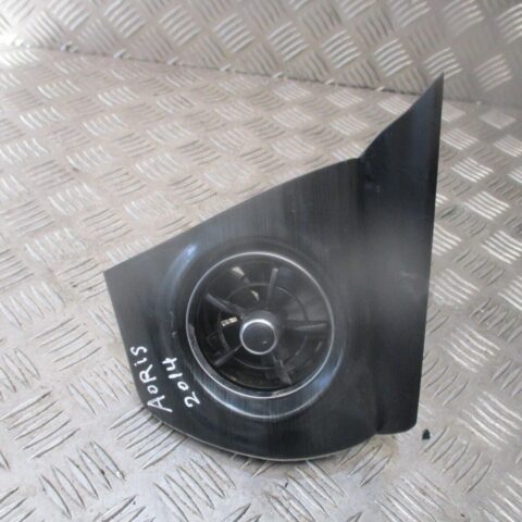 2014 GENUINE TOYOTA AURIS RIGHT DRIVER SIDE AIRVENT 55404-02450