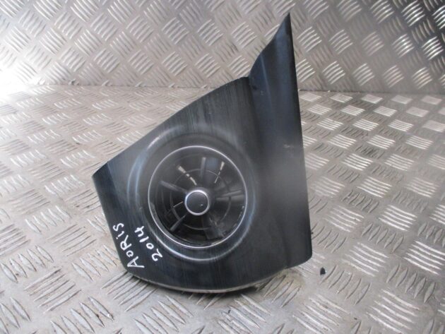 2014 GENUINE TOYOTA AURIS RIGHT DRIVER SIDE AIRVENT 55404-02450 - Image 3