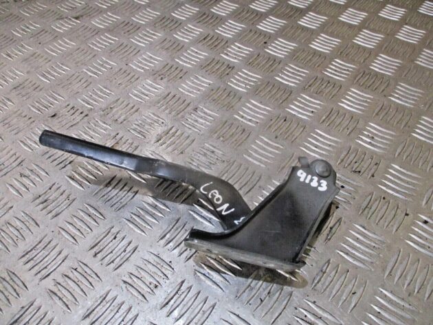 2016 GENUINE SEAT LEON FRONT LEFT PASSENGER SIDE BONNET HINGE 5F0823301A