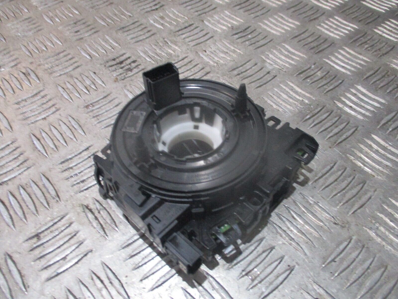 2015 GENUINE VW GOLF MK7 STEERING COLUMN AIRBG SQUIB 5Q0953549