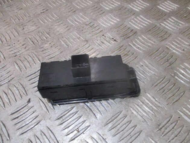 2012 GENUINE VW GOLF MK6 FRONT RIGHT DRIVER SIDE WINDOW SWITCH 1K4959857B - Image 3